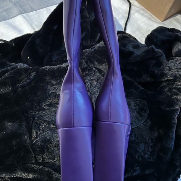 💜HOST PICK💜 Lamoda Purple Magnolia Platform Boots from Dolls Kill size 6 - Picture 8 of 11